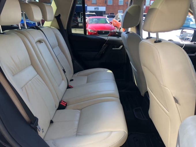 2025 Land Rover Freelander 2