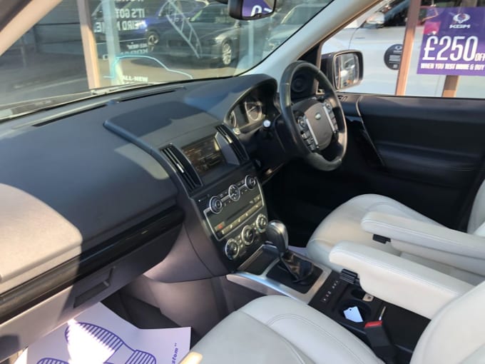 2025 Land Rover Freelander 2