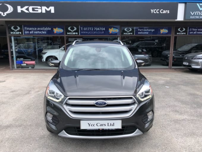 2025 Ford Kuga