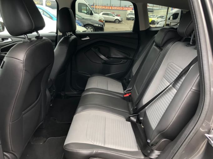 2025 Ford Kuga