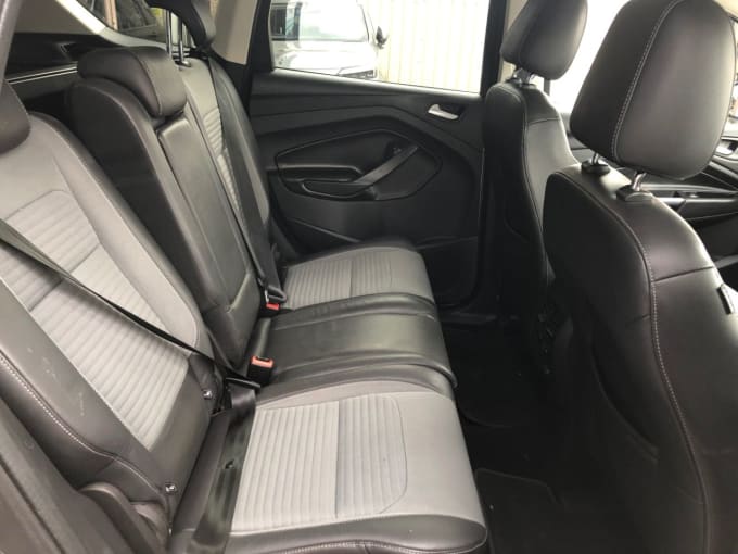 2025 Ford Kuga