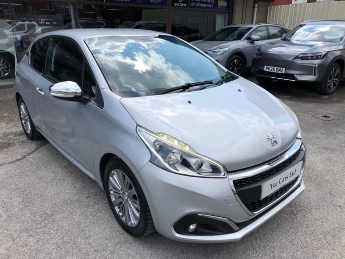 2025 Peugeot 208