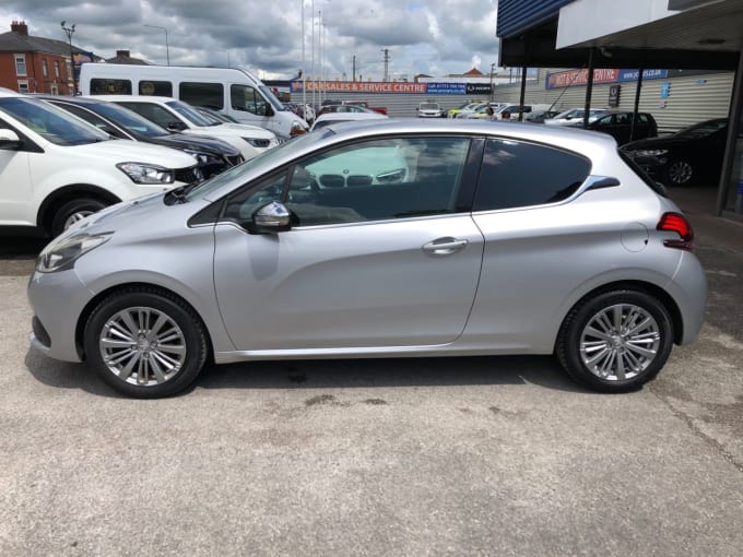 2025 Peugeot 208