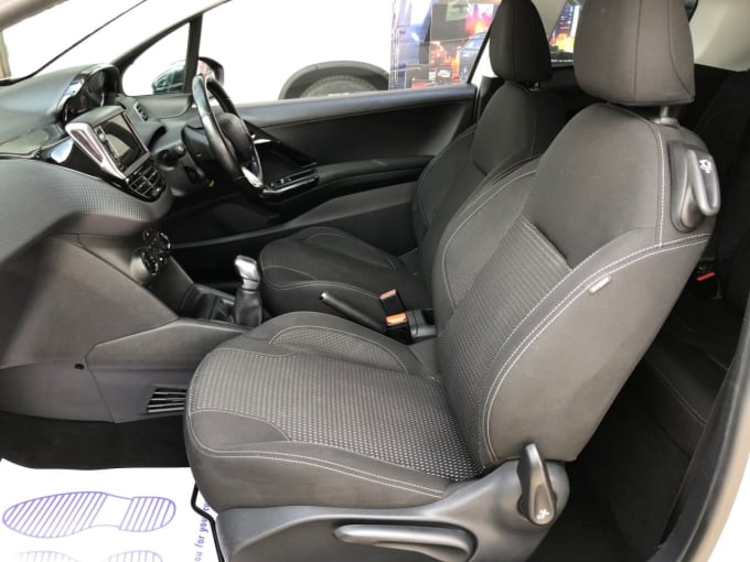 2025 Peugeot 208