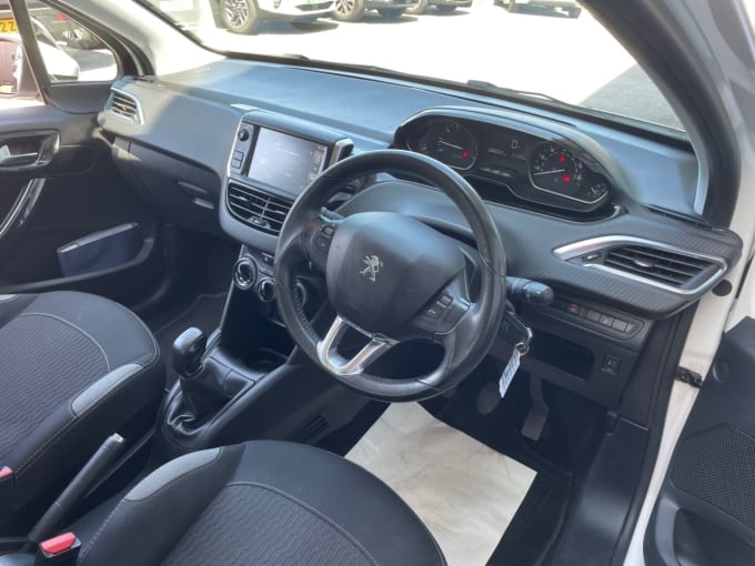 2025 Peugeot 208