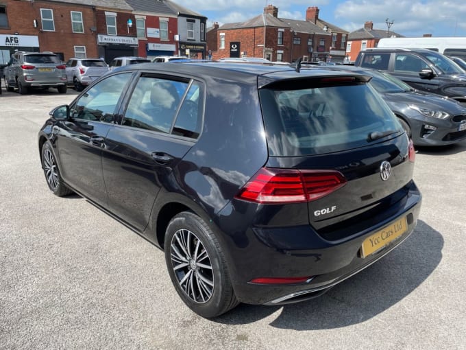 2025 Volkswagen Golf