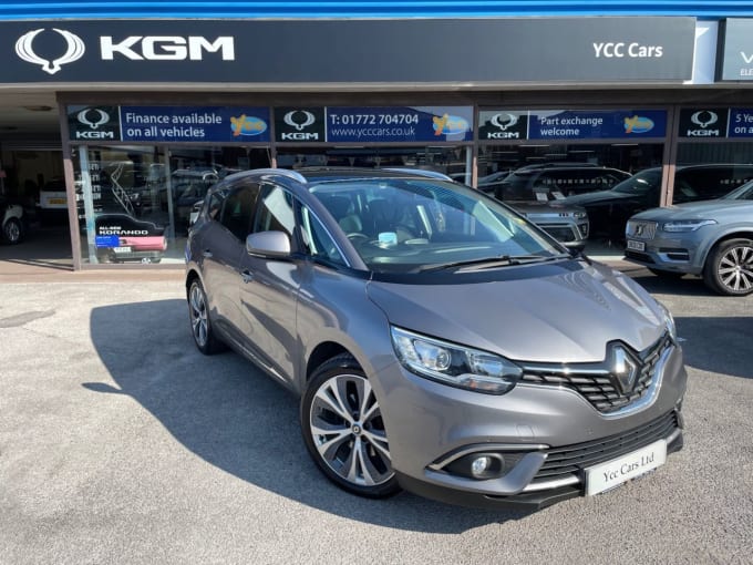 2025 Renault Grand Scenic