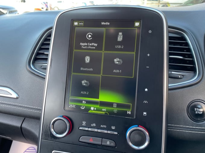 2025 Renault Grand Scenic