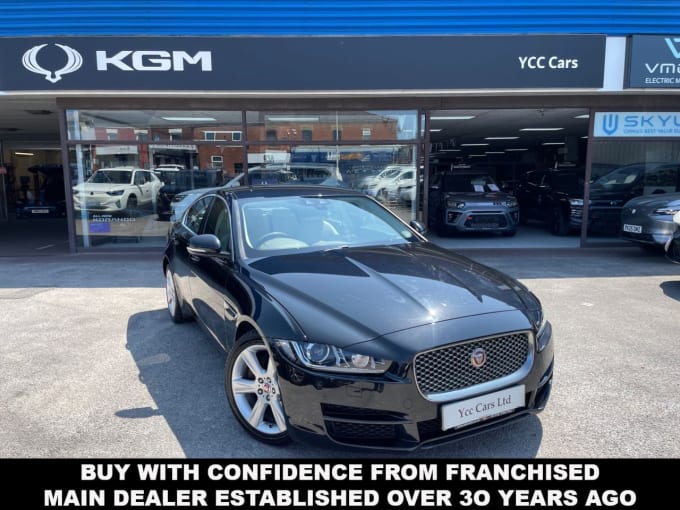 2025 Jaguar Xe