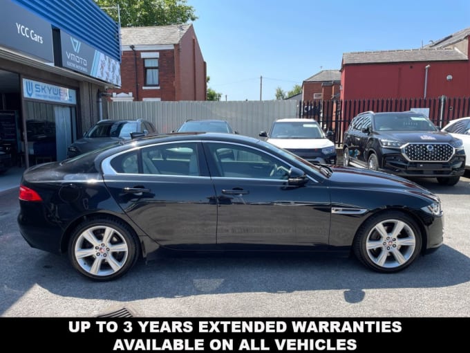 2025 Jaguar Xe