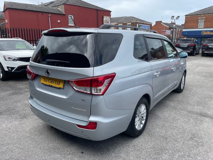 2025 Ssangyong Turismo