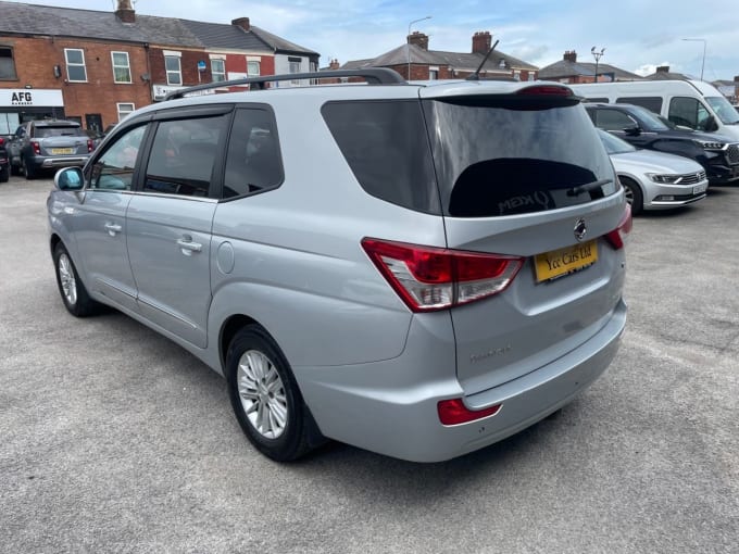 2025 Ssangyong Turismo
