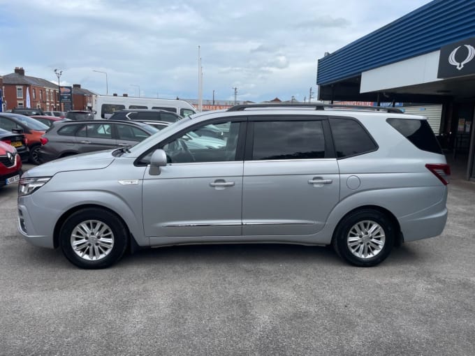 2025 Ssangyong Turismo