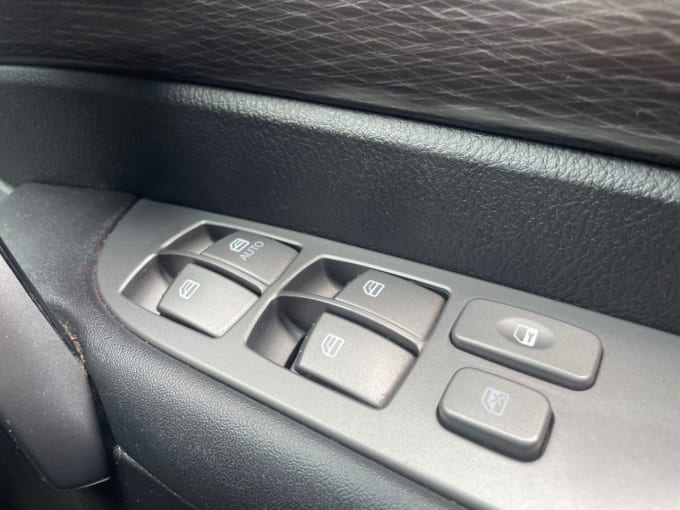 2025 Ssangyong Turismo
