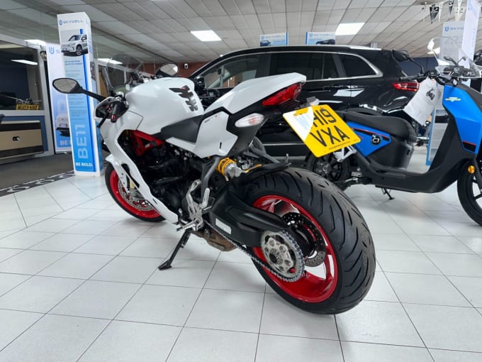 2025 Ducati Supersport S