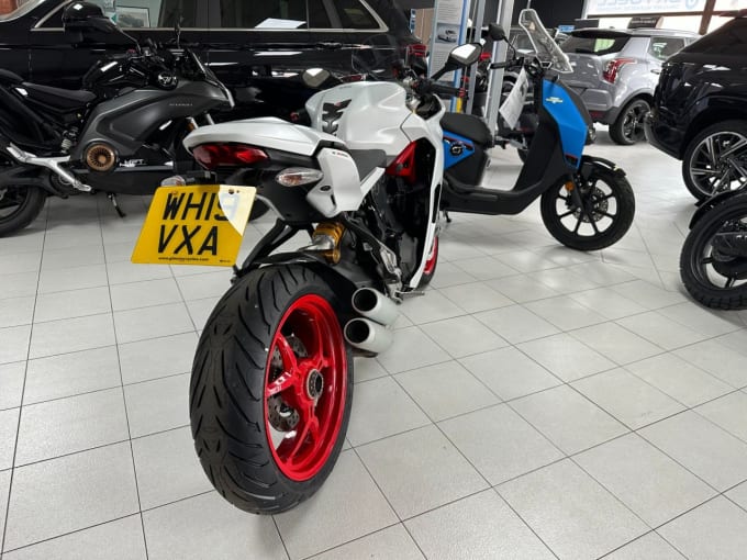 2025 Ducati Supersport S