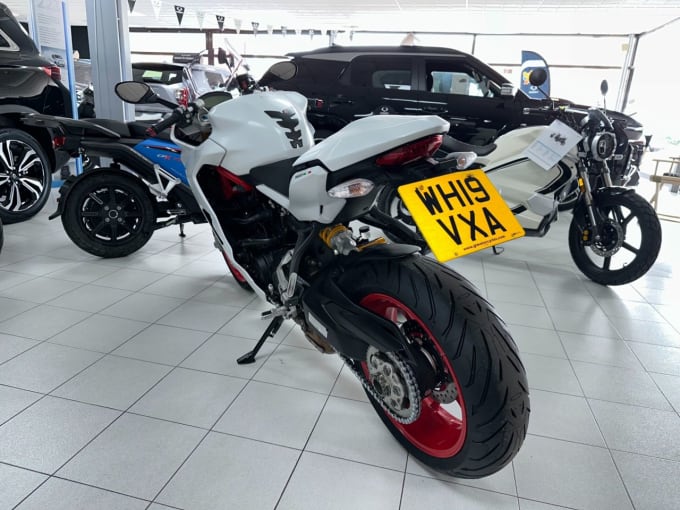 2025 Ducati Supersport S