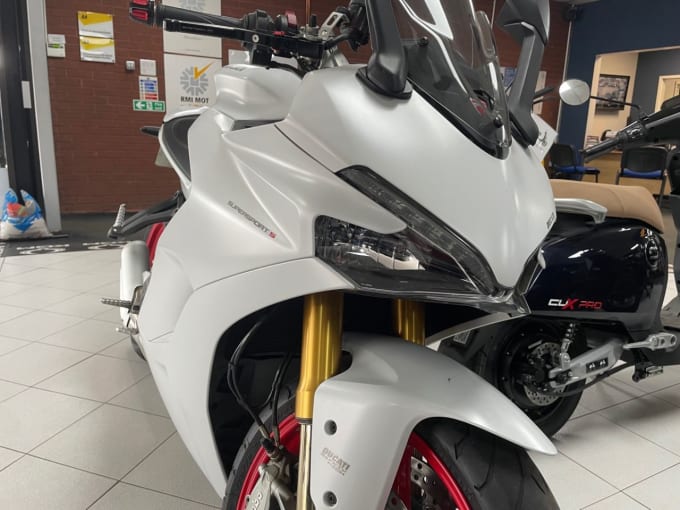 2019 Ducati Supersport S