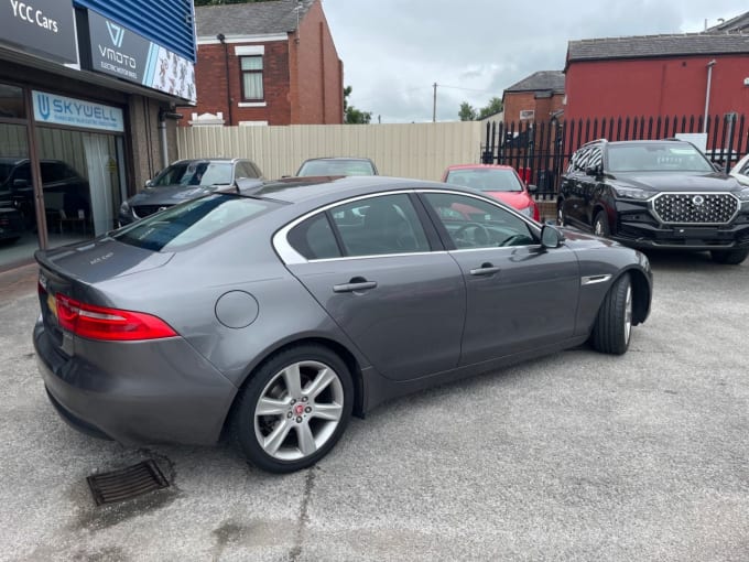 2025 Jaguar Xe