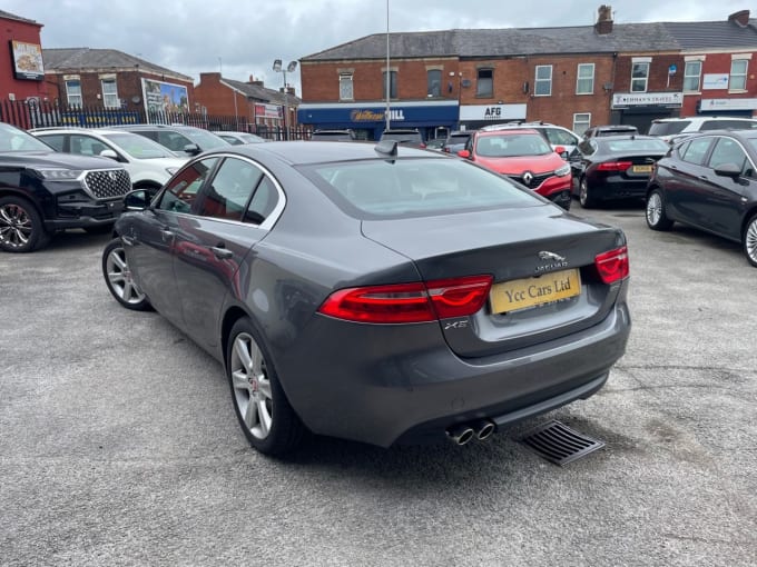 2025 Jaguar Xe