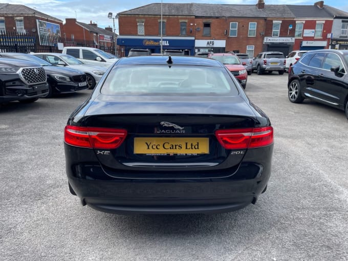 2025 Jaguar Xe