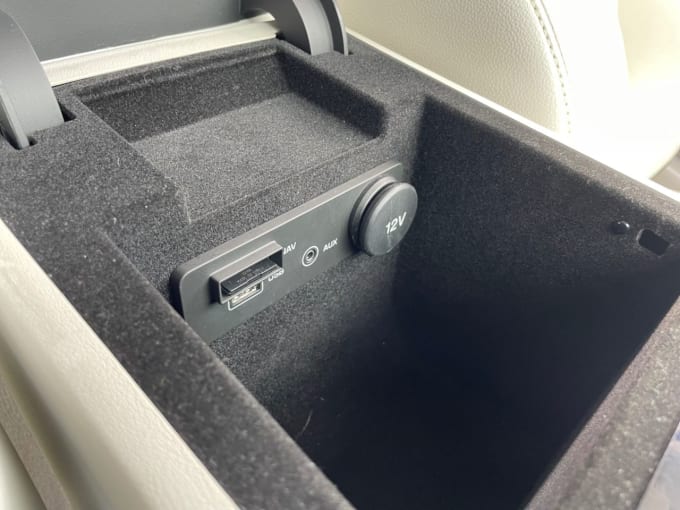 2025 Jaguar Xe