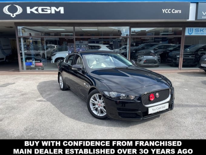 2025 Jaguar Xe