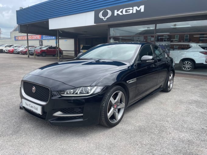 2025 Jaguar Xe