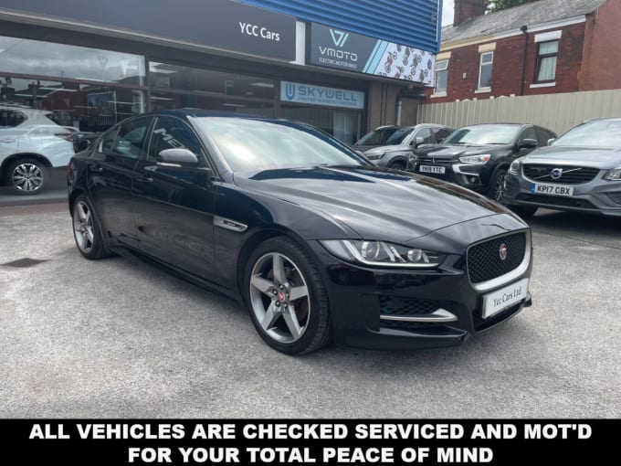 2025 Jaguar Xe