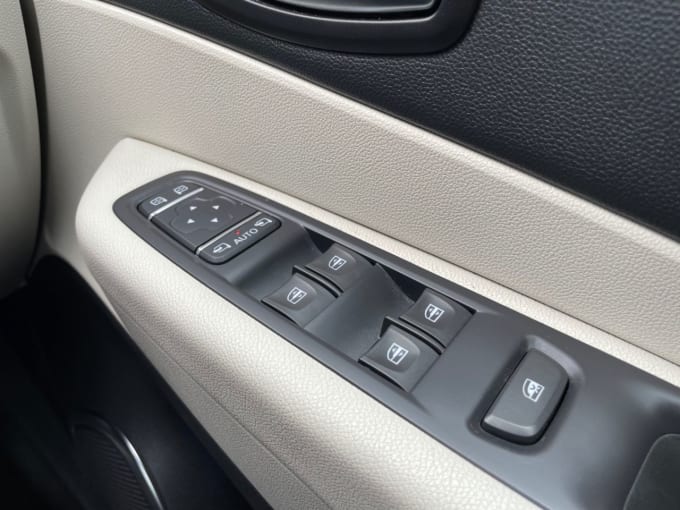 2025 Renault Captur