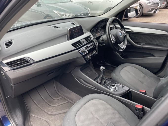 2025 BMW X1