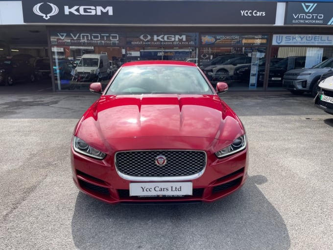 2025 Jaguar Xe