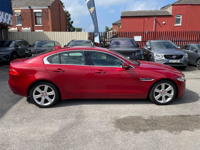 2025 Jaguar Xe