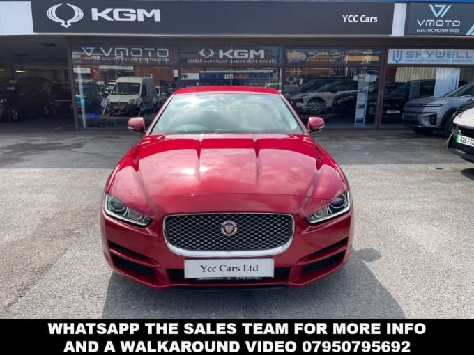 2025 Jaguar Xe
