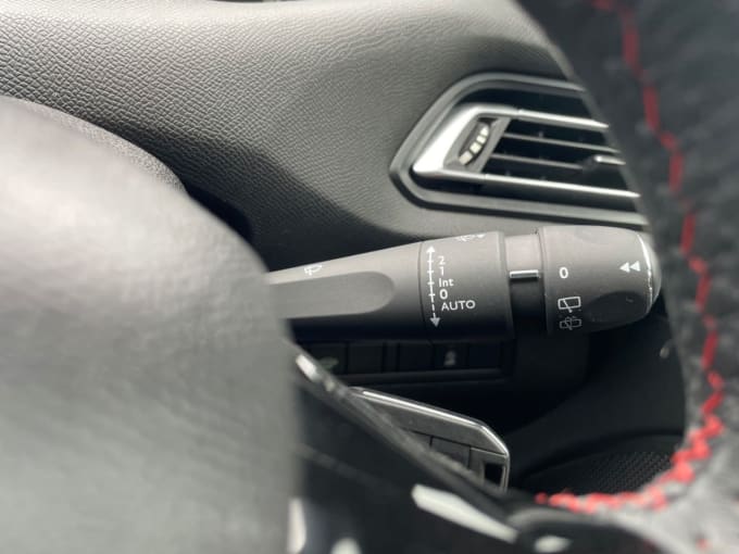 2025 Peugeot 308