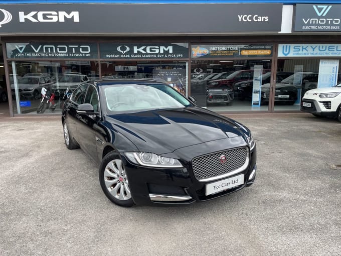 2025 Jaguar Xf