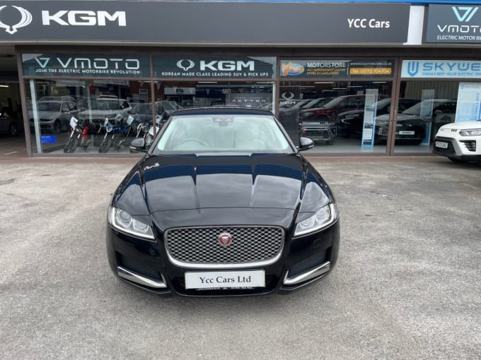 2025 Jaguar Xf