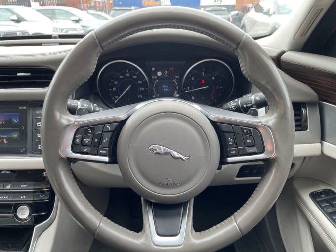 2025 Jaguar Xf