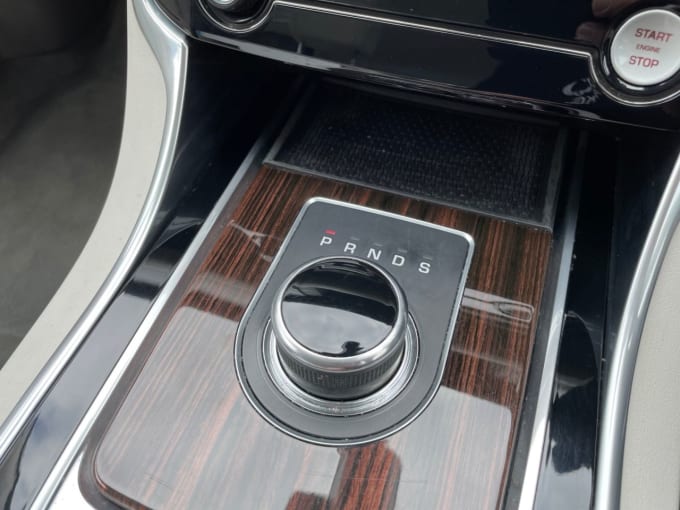 2025 Jaguar Xf