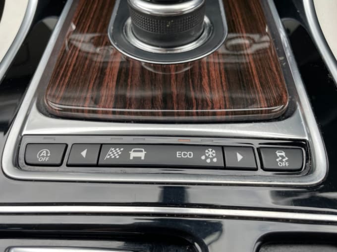 2025 Jaguar Xf