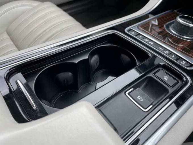 2025 Jaguar Xf