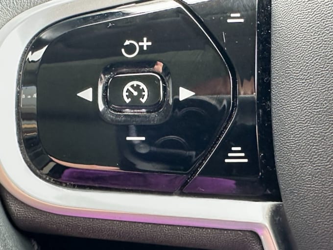 2025 Volvo Xc60