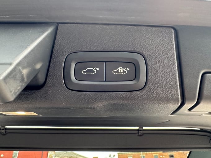 2025 Volvo Xc60
