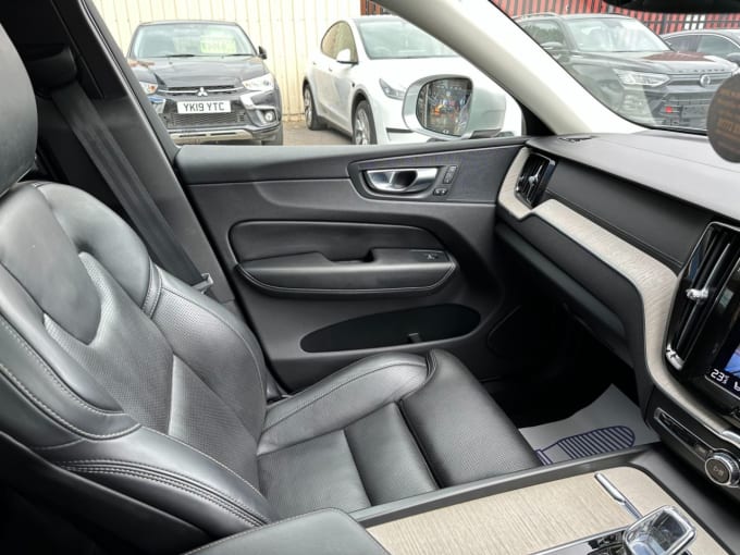 2025 Volvo Xc60