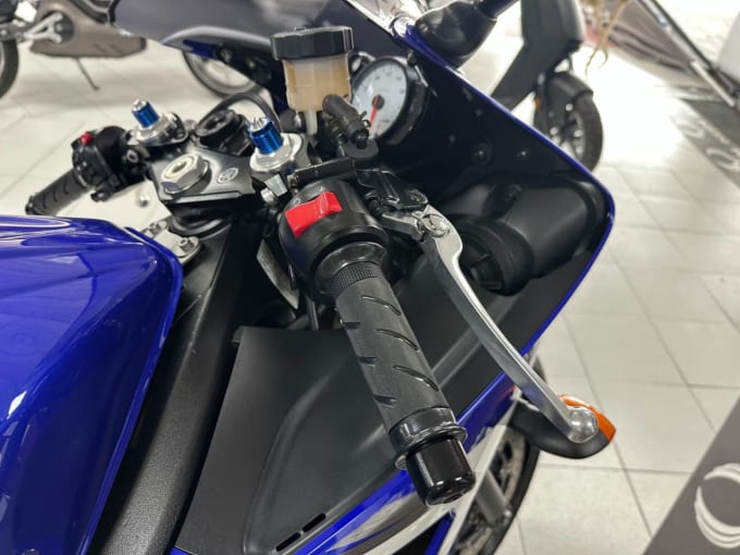 2025 Yamaha R6