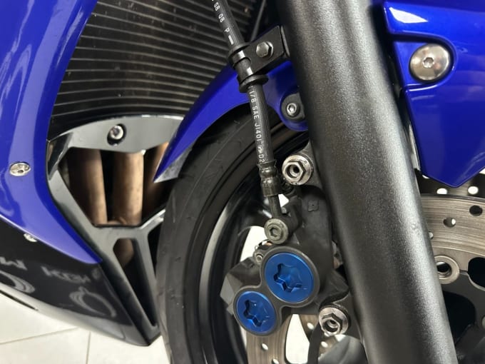 2025 Yamaha R6
