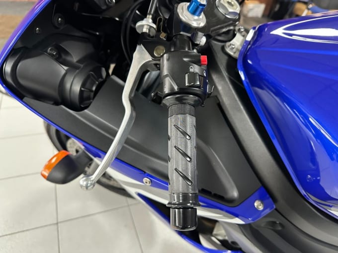 2025 Yamaha R6