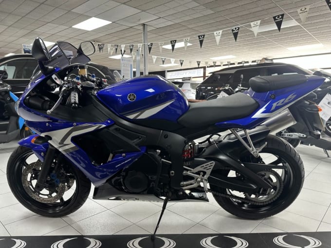 2025 Yamaha R6