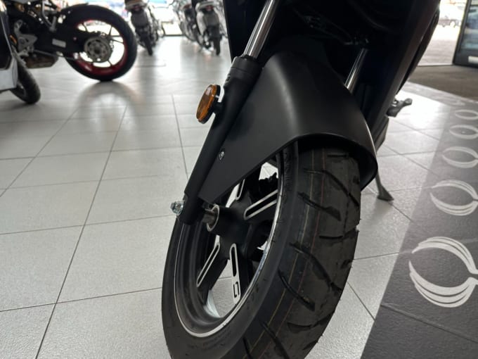 2025 Vmoto Cux