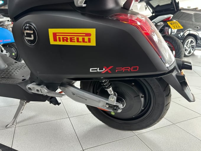 2025 Vmoto Cux